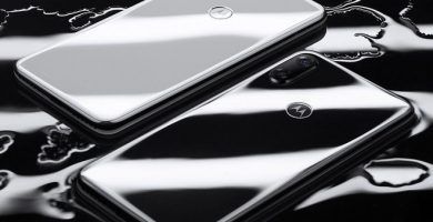 Moto P30